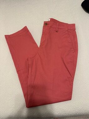 GAP-  Coral Girlfriend Khaki